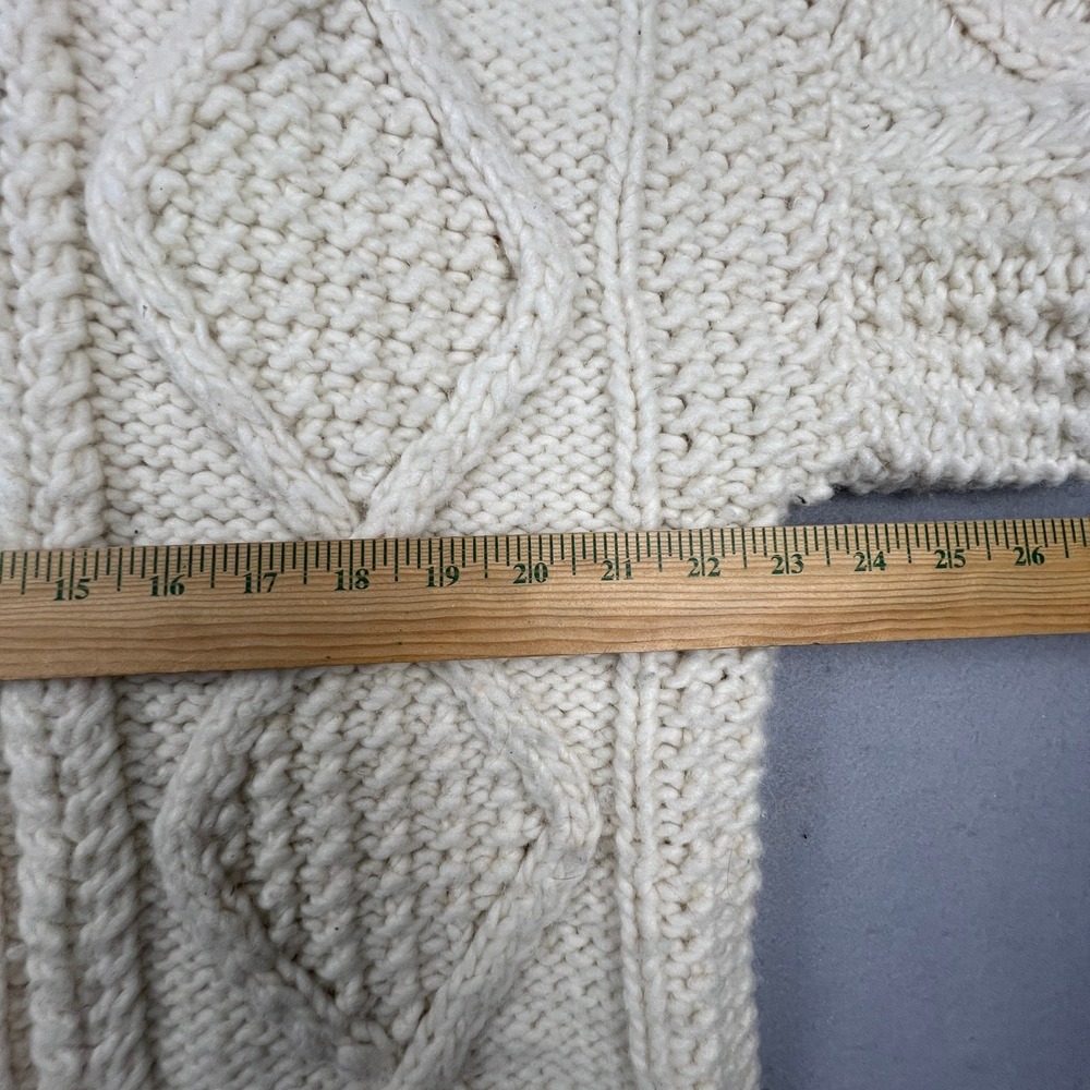 Vintage Hand‎ Knit Cardigan Sweater Mens L Cream Wool Cable Knit Ecuador C.C.H. - Picture 6 of 13